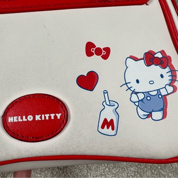 Hello Kitty Her Universe Purse Red Bow Gold Chain Apple‎ Pencil Interior - Picture 11 of 15